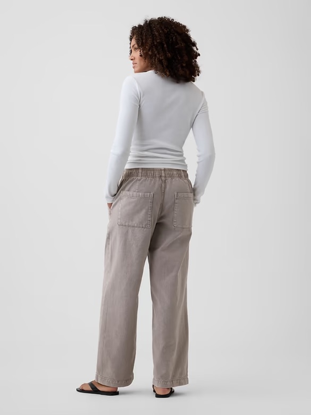 GAP Women’s Wide-Leg Denim Drawstring Pants in Taupe - Picture 3 of 8